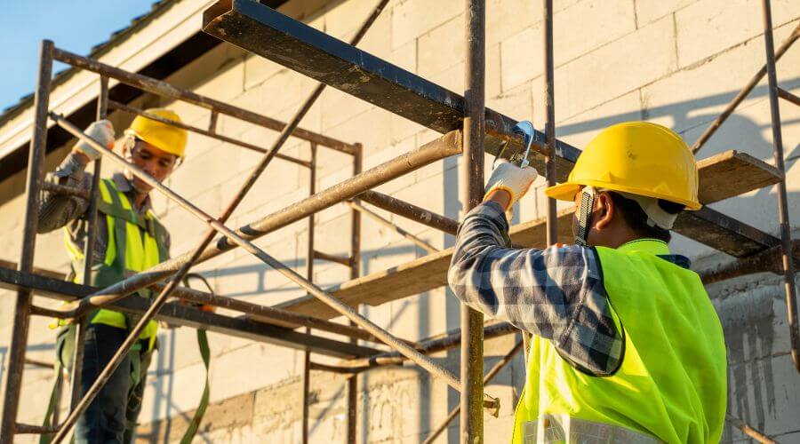 Professional gutter cleaning in Pinehill, NM